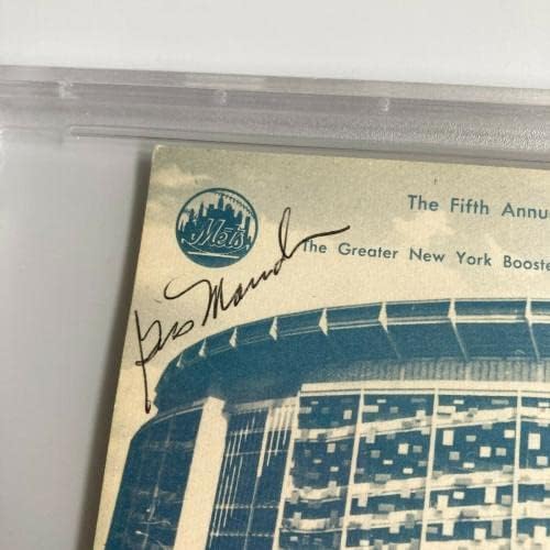 Gus Mauch Eğitmeni 1969 New York Mets Shea Stadyumu Kartpostalını İmzaladı PSA DNA NADİR-MLB Kesim İmzaları